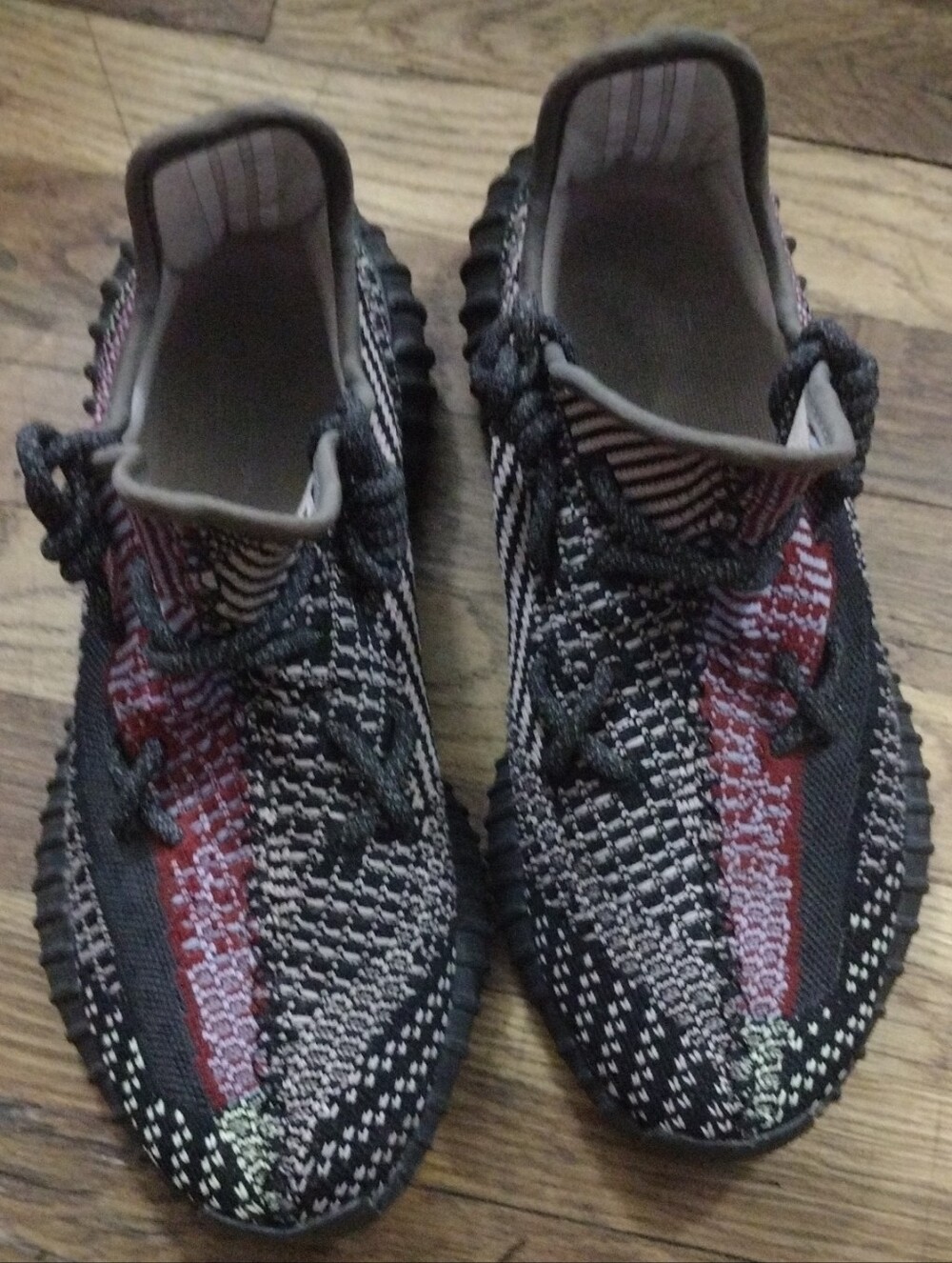 💯Yeezy 350 V2 Yecheil